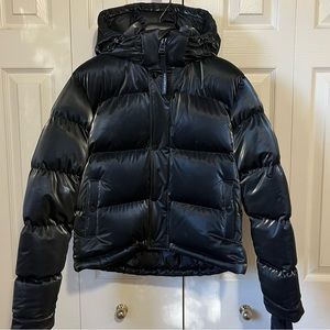 Aritzia TNA Super Puff Shorty